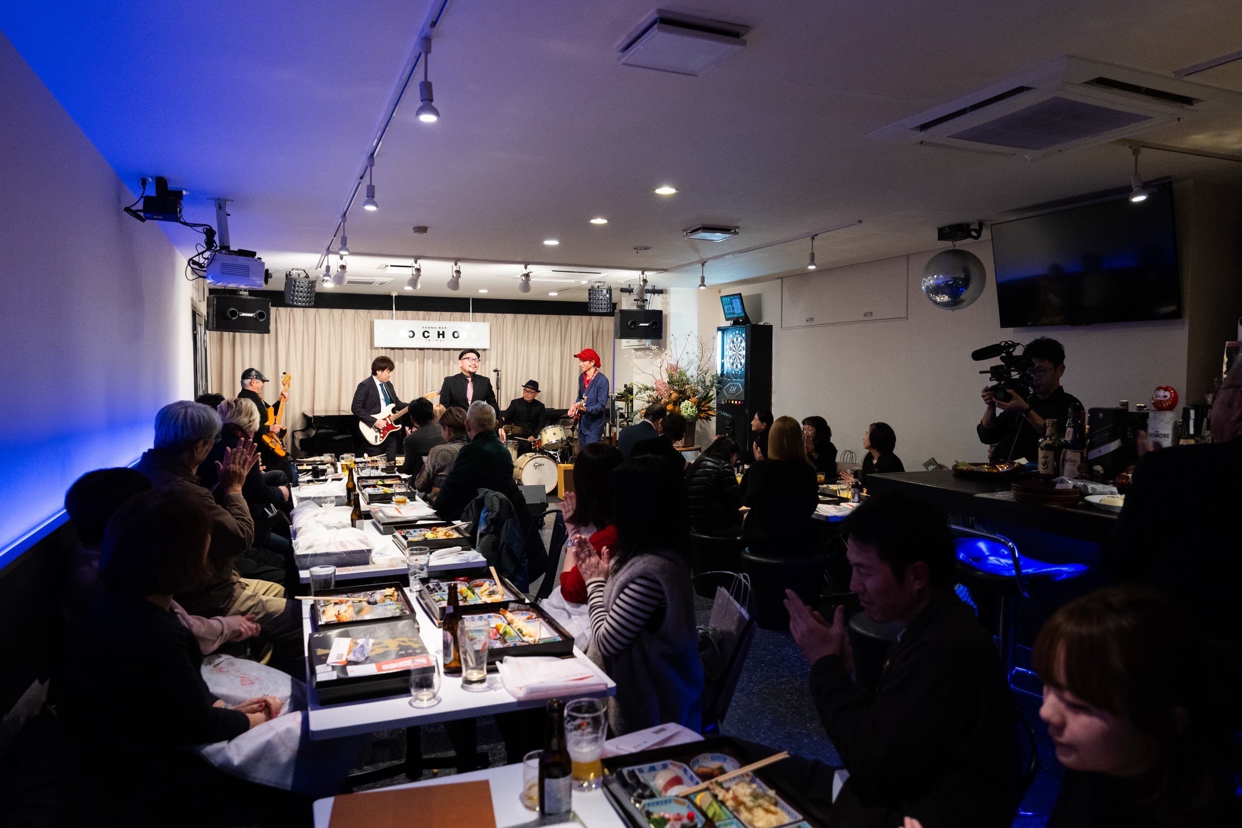 sound bar OCHO の店内・ライブの様子